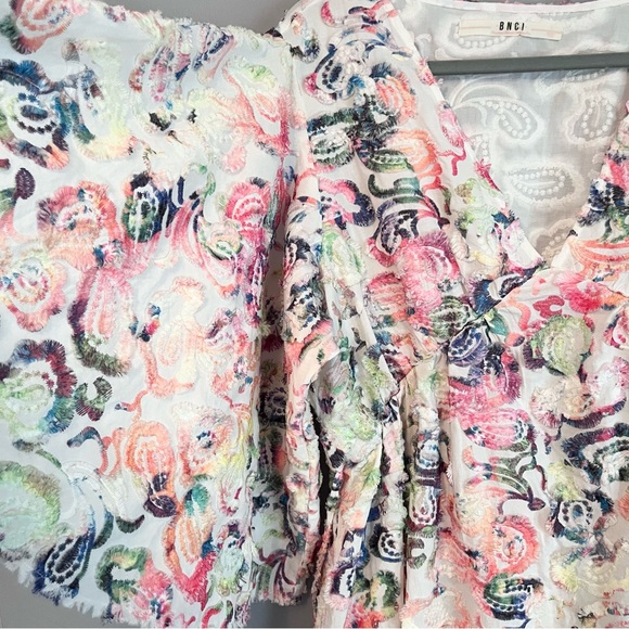 BNCI Skydancer Bohemian Embroidered Dress size L Flared Sleeves NWT - Picture 4 of 10